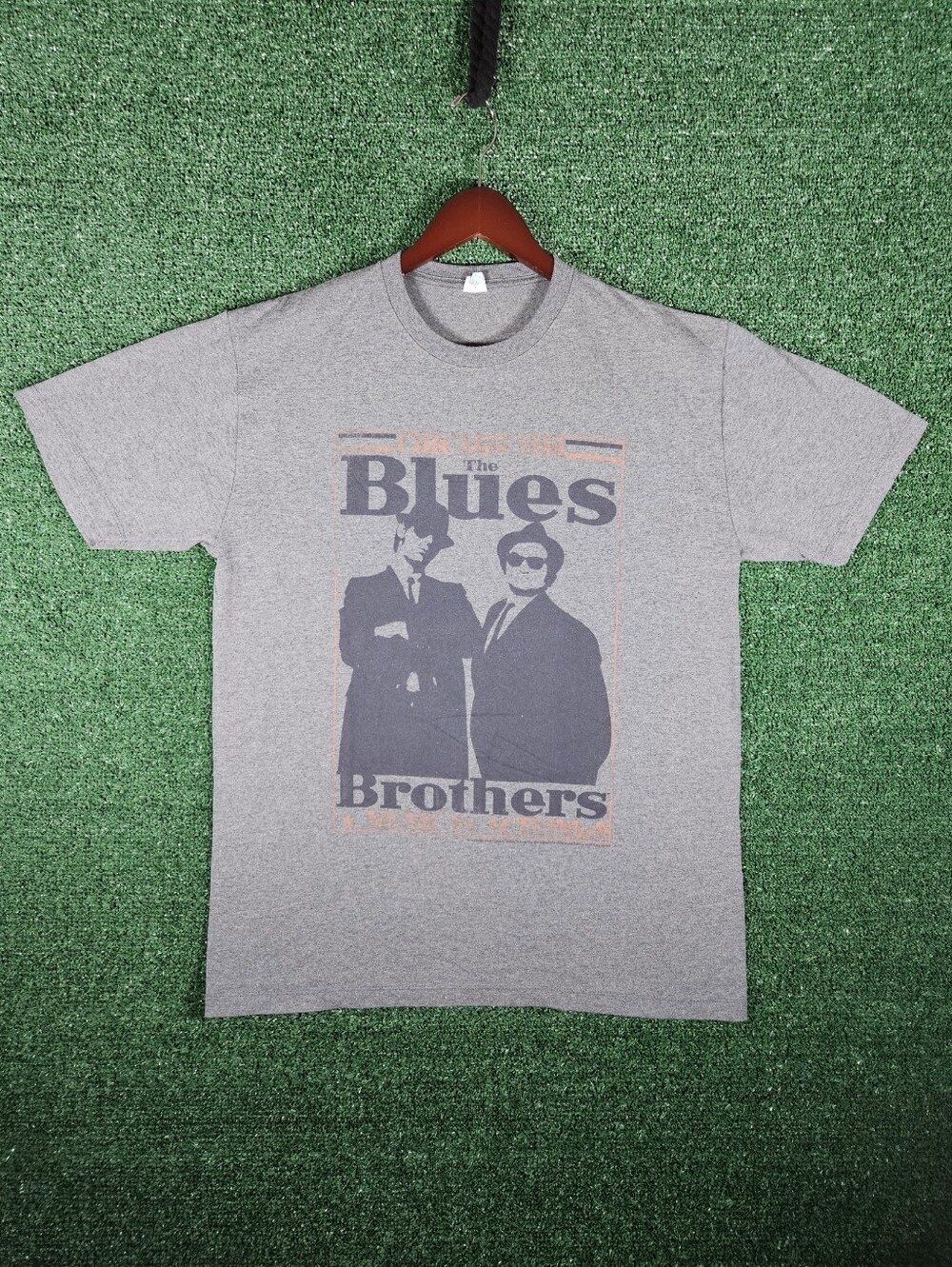 Pacific 'The Blues Brothers' Graphic Tee / Mens Size Large / Colorway - Gray